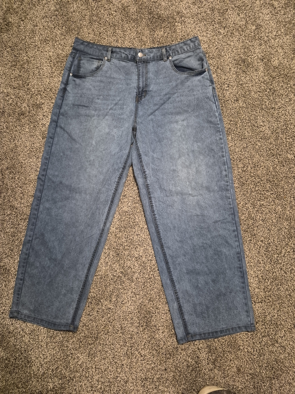 No Boundaries Relaxed Fit Jeans in Light Blue Denim